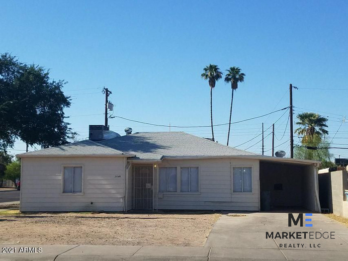 Foto principal - 3Bed/1Bath House at Missouri/27th Ave! Mov...