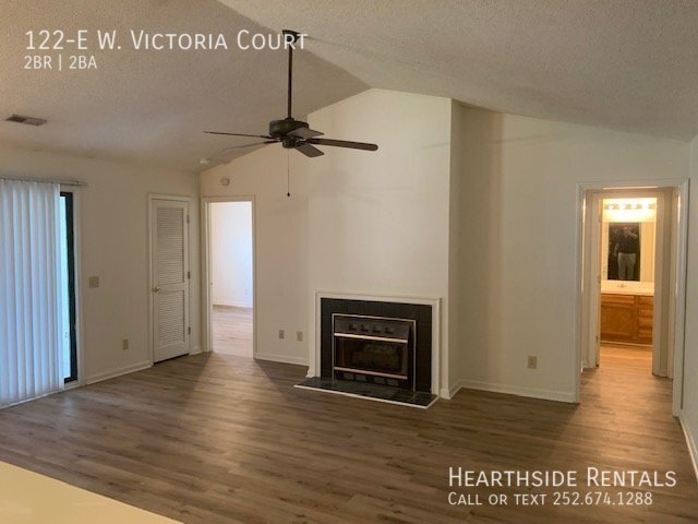 Foto del edificio - 2 Bed 2 Bath Condo in Willoughby Park