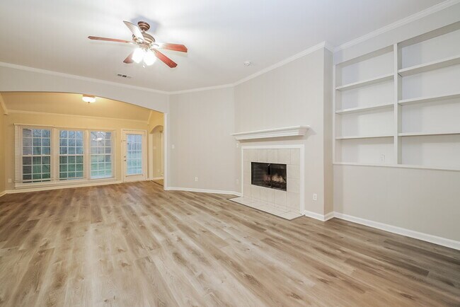 Building Photo - 1525 Lacewing Trace Ln
