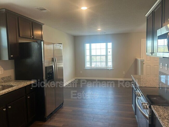 Foto del edificio - 6379 Sandy Bottom Dr