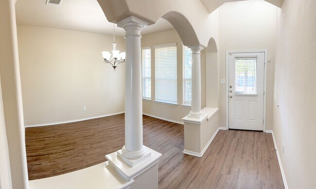 Building Photo - Available NOW!!!! Lovely 2 story home located in  Killeen, minutes from Ft. Cavazos, Hospitals an...