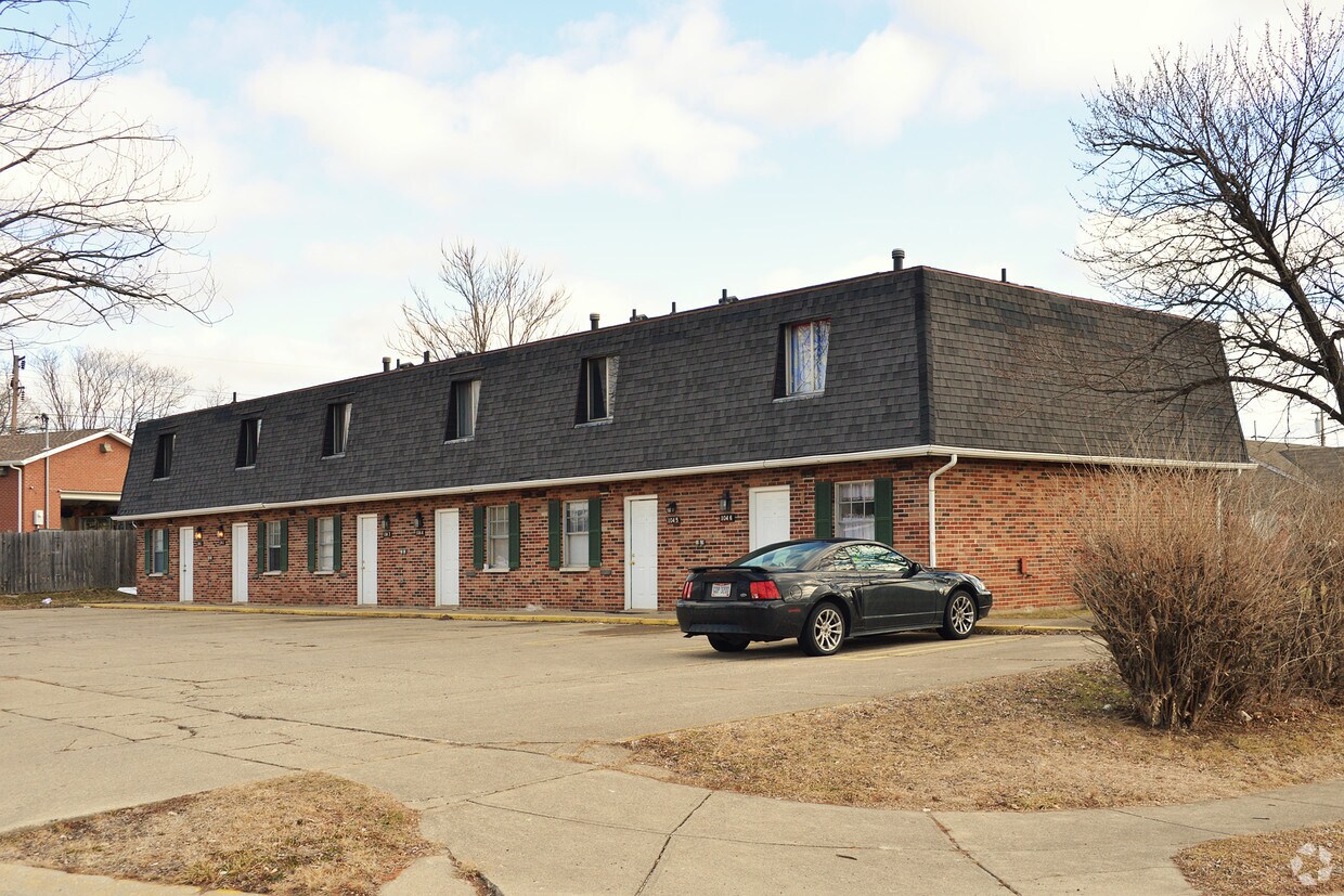 104 Poplin Pl, Trenton, OH 45067 Apartments in Trenton, OH