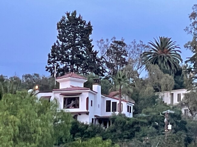 Building Photo - 2217 Mission Ridge Rd