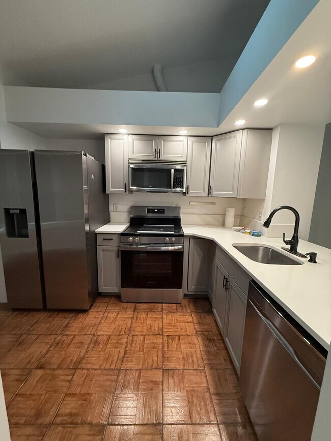 Foto del edificio - 11765 White Horse Rd