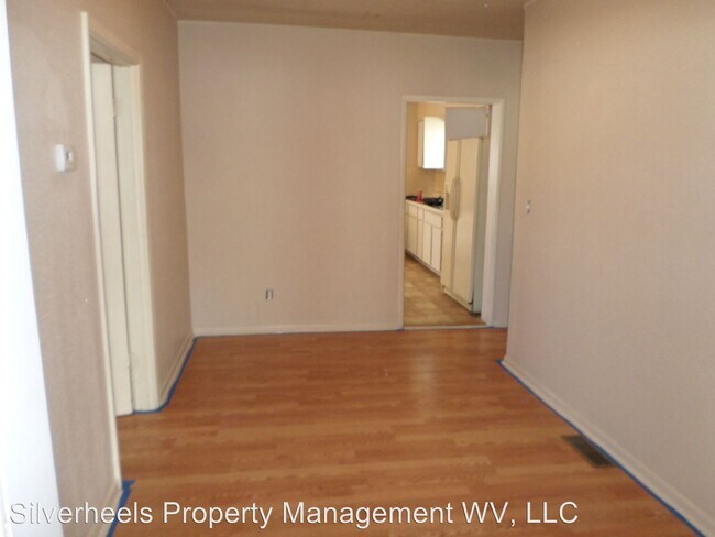 Building Photo - 1046 24th St