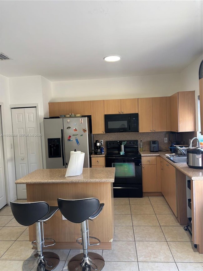 Foto del edificio - 2914 SE 15th Terrace