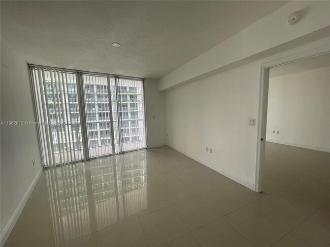 Foto del edificio - 1717 N Bayshore Dr