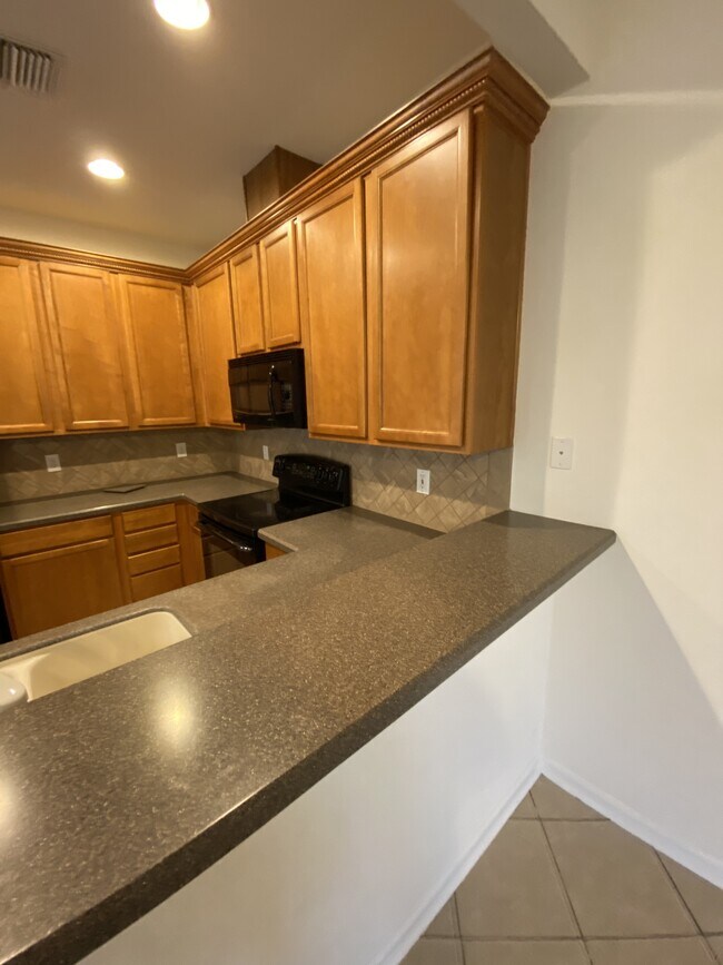 Foto del edificio - 12988 Spring Rain Rd