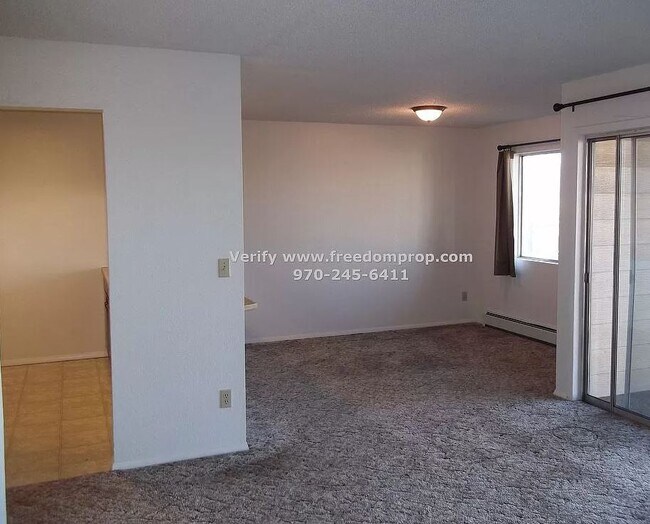 Foto del edificio - 834 E Cedar Ct