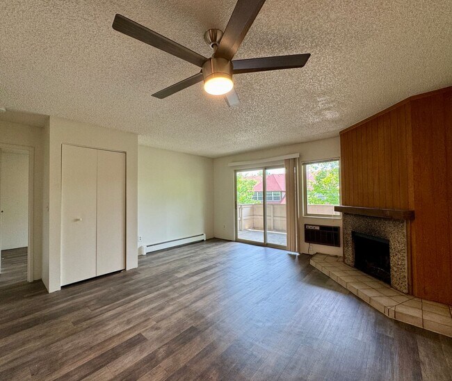 Foto del edificio - 1 Bedroom, 1 Bath Apartment in Boulder