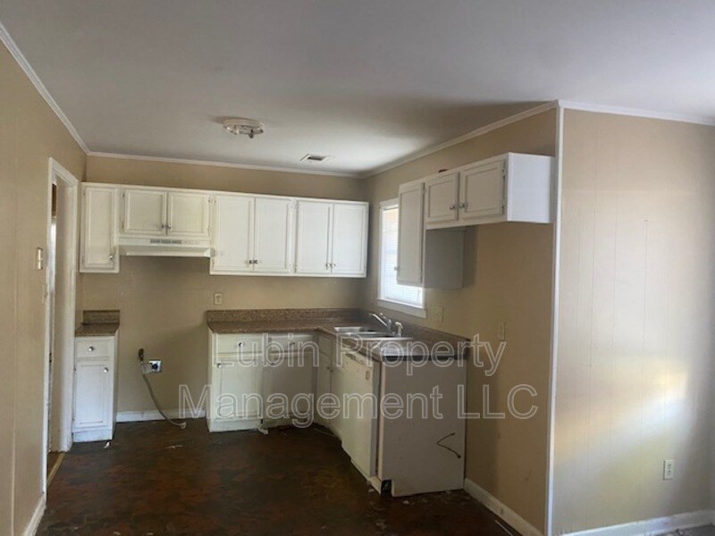 Primary Photo - 4790 Neely Rd