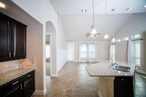 Building Photo - 24139 Valencia Ridge Ln