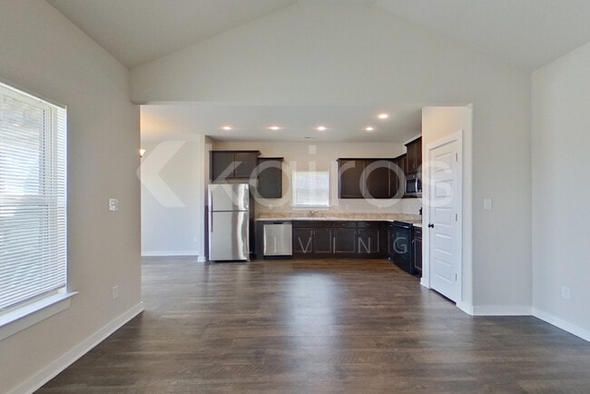 Foto del edificio - 26186 Valley Ridge Rd