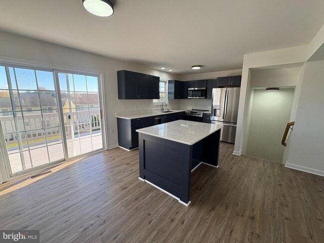 Building Photo - 55 Fuzzy Tail Dr