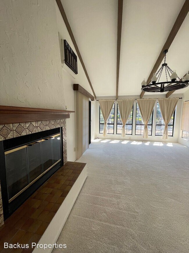 Building Photo - 3 br, 2 bath House - 23725 Determine Ln