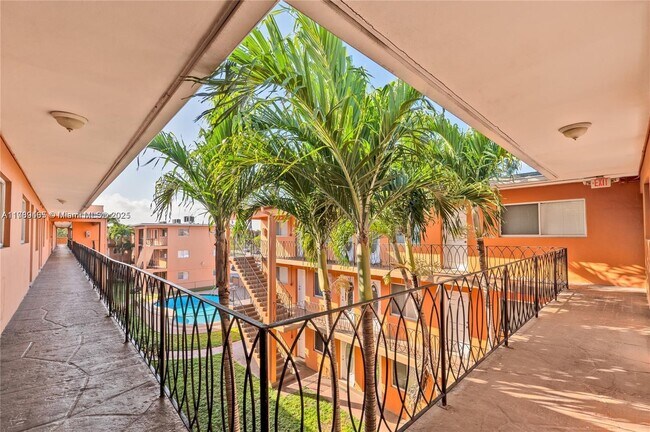Foto del edificio - 2330 NW 11th St