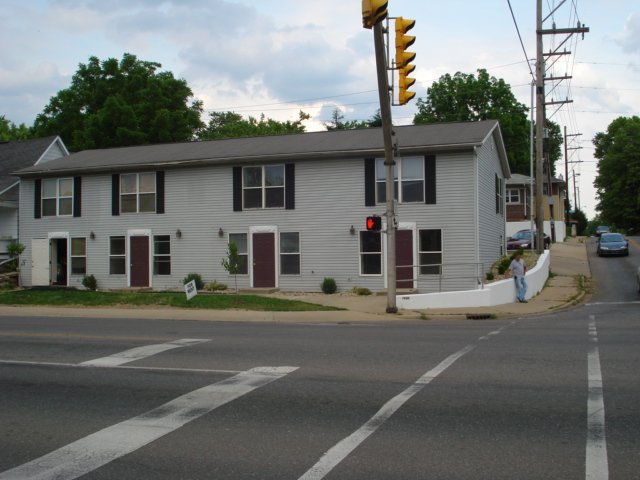 Primary Photo - 1425 S Walnut St