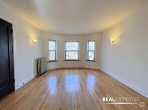 Building Photo - 4904 N Hoyne Ave