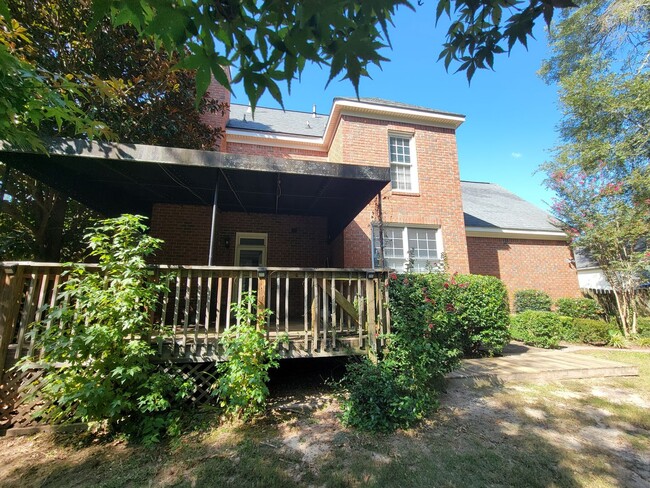 Foto del edificio - Walnut Hill - Columbia County