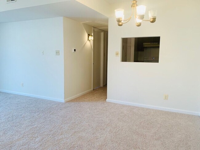 Foto del edificio - COZY TWO BEDROOM CONDO IN STAFFORD!