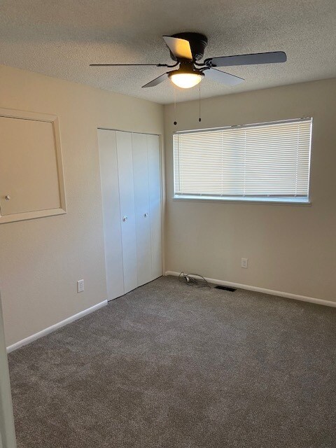 Cama número 2 - 1215 Yosemite Dr
