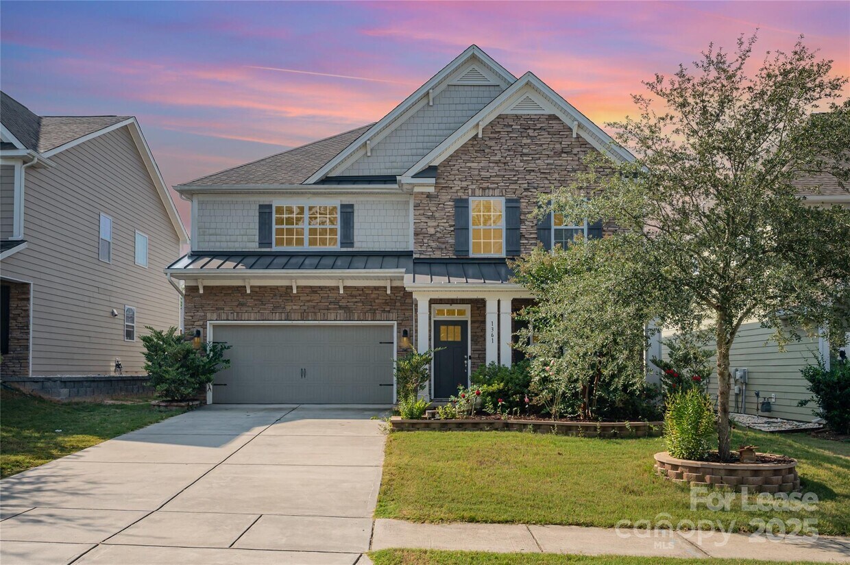 Foto principal - 1361 Rainier Dr