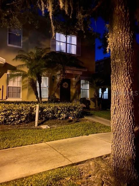 Foto del edificio - 228 Deepcove Rd