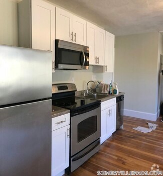 Building Photo - 402 Highland Ave
