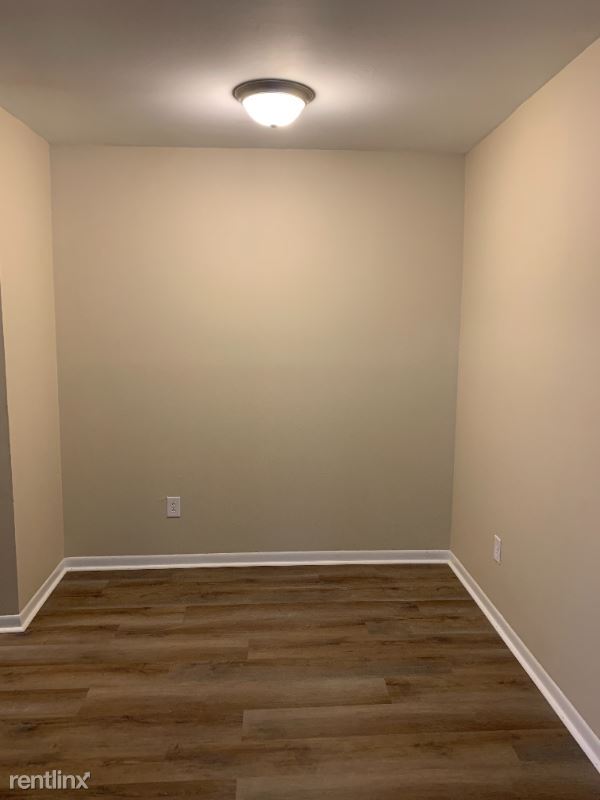 Building Photo - 201 Orchard Trace Ln