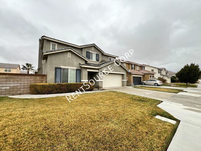 Foto del edificio - 4 Bedroom Two Story Home for Rent in West ...