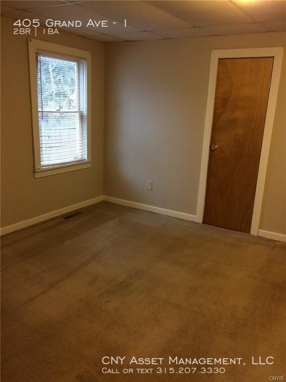 Foto del edificio - 405 Grand Ave