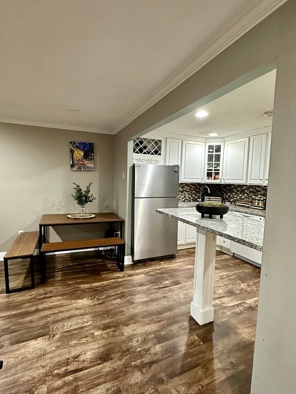 Foto del edificio - 70 Warren Ave