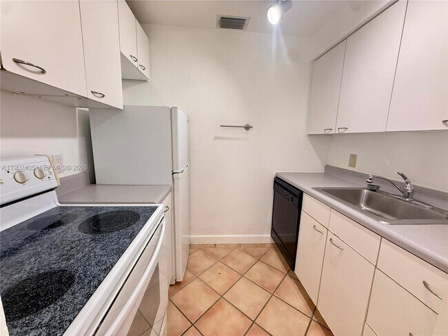 Foto del edificio - 924 NE 17th Terrace