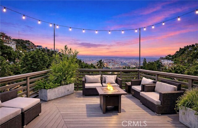 Foto del edificio - 8835 Evanview Dr
