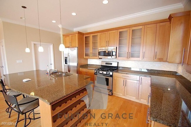 Foto del edificio - 3601 N Southport Ave