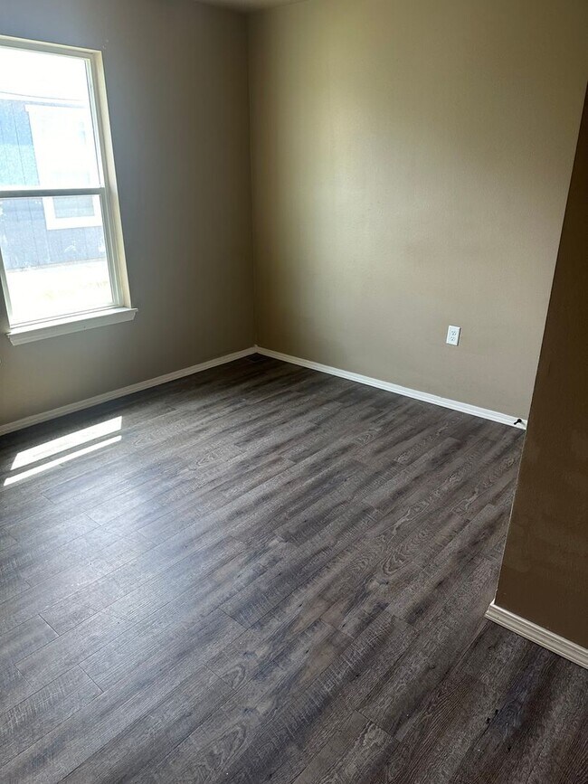 Foto del edificio - 6518 Temple Ave