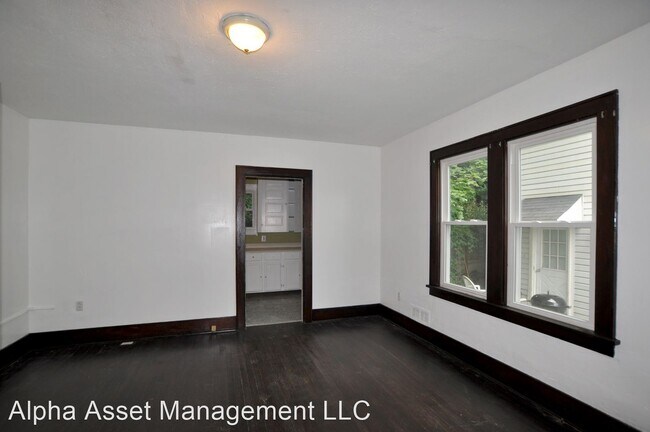 504 9th St Ellwood City Pa 16117 House For Rent In Ellwood City Pa Apartments Com