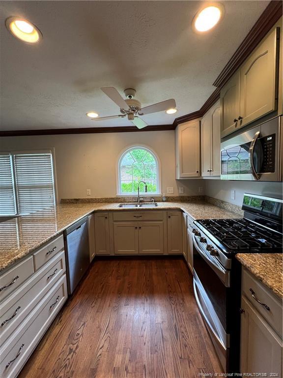 Foto del edificio - 1848 Morganton Rd