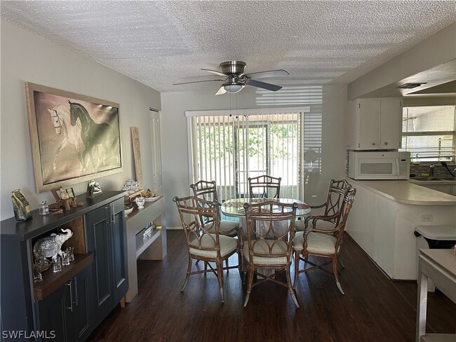 Foto del edificio - 7193 Barragan Rd