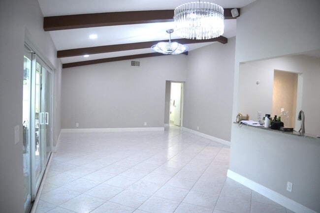 Foto del edificio - 9746 Lancaster Pl