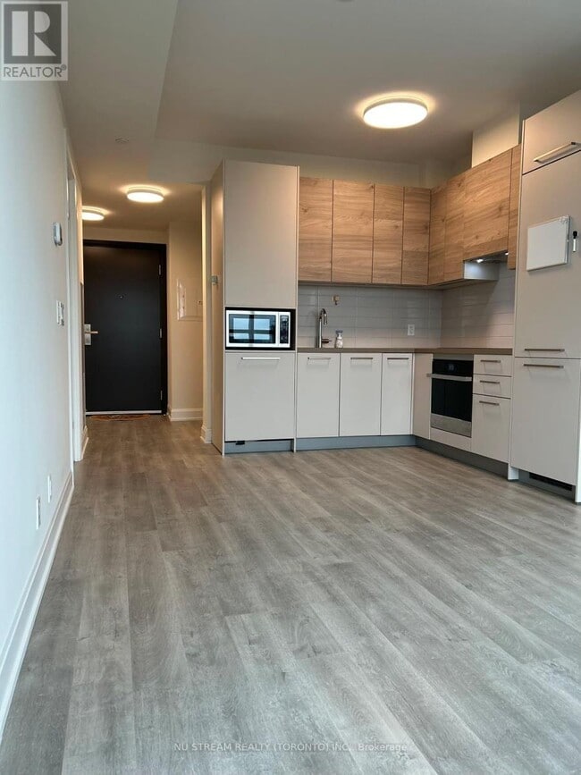 Building Photo - 38 Gandhi Ln