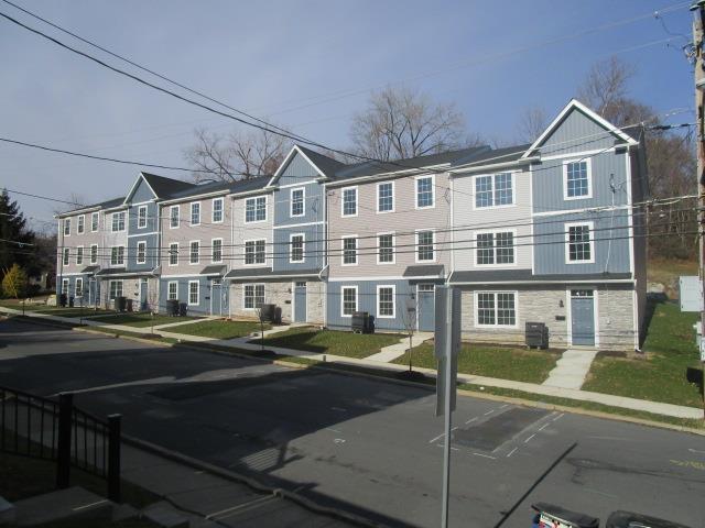 Building Photo - 312 E Nesquehoning St