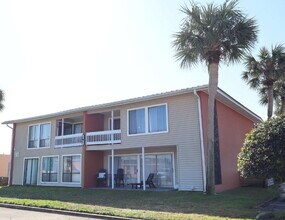 Building Photo - 4000 Gulf Terrace Dr