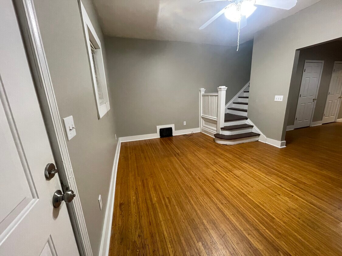 Living Room - 735 Chili Ave