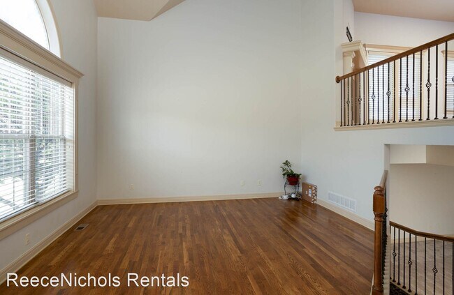 Building Photo - 4 br, 3 bath House - 2905 NW 62nd Terrace