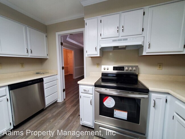 Building Photo - 3 br, 2 bath House - 5574 Ashgrove Drive