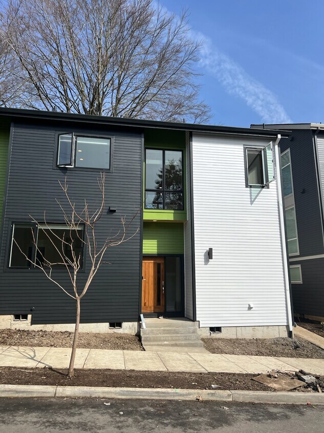 Foto principal - 1730 SE Ramona St