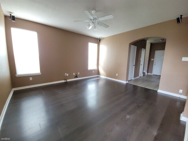 Foto del edificio - 4 br, 4 bath House - 4105 McFarland Dr