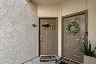 Building Photo - 6900 E Princess Dr