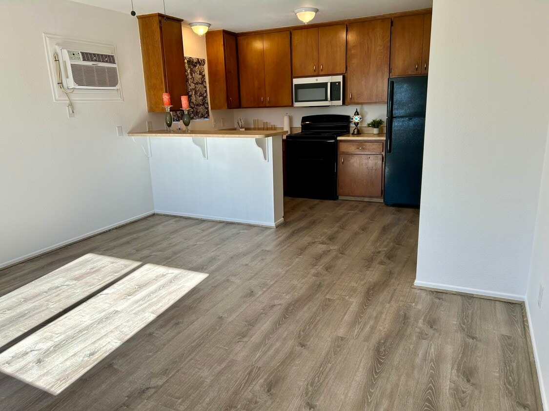 Foto principal - 60116 Adobe Rd